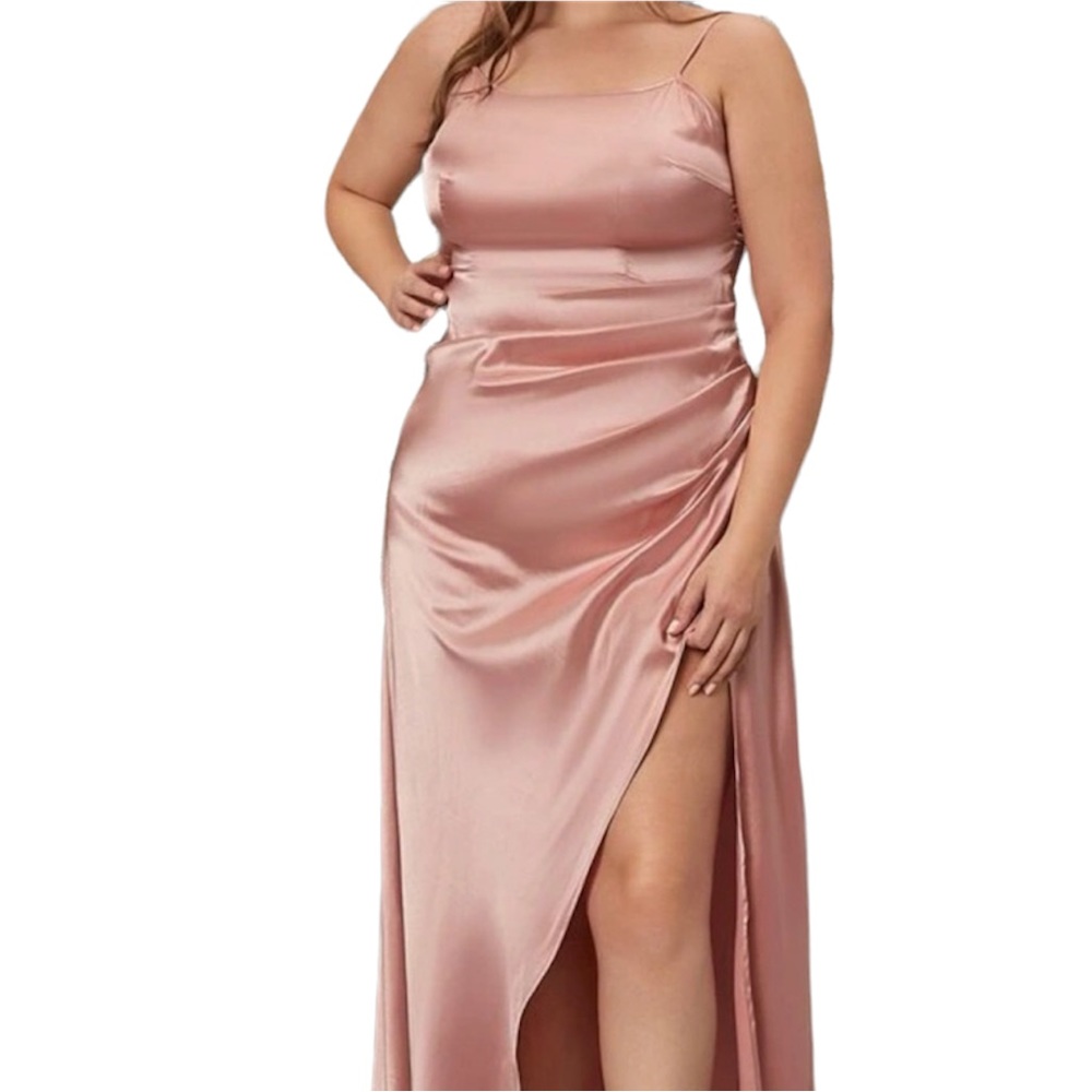 ✂️SHEIN plus ruched side backless knot slit thigh dress